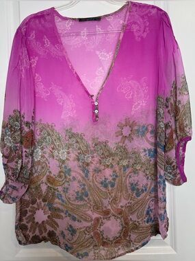 Twenty Fuchsia Ombre Paisley Sheer V-Neck Blouse lightweight Sz MD